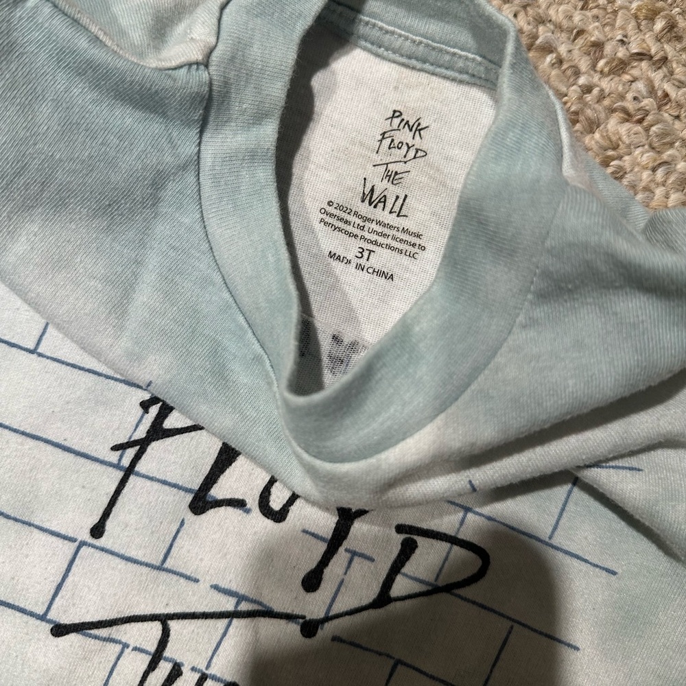Pink Floyd 'The Wall' Kids Band T-Shirt - Picture 4 of 4